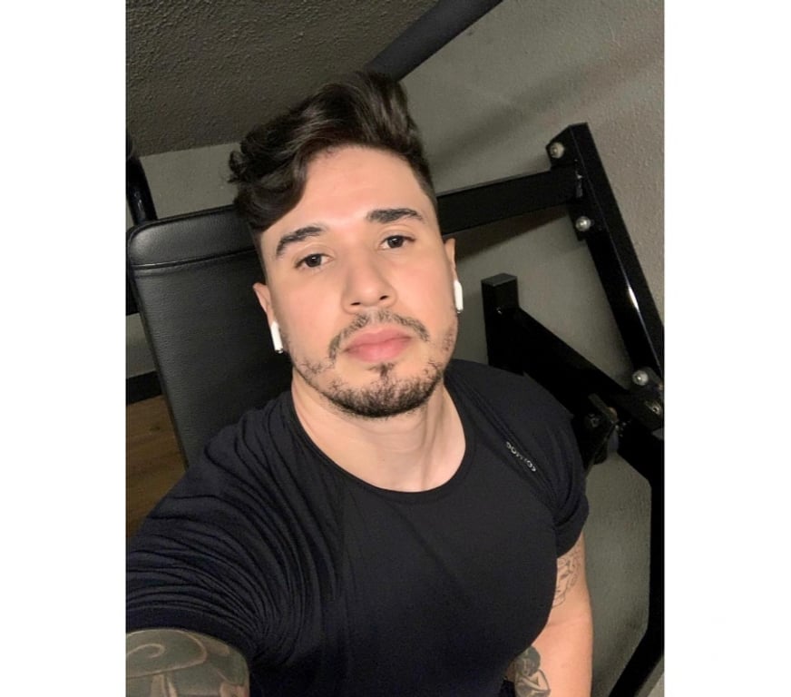 Acompanhantes masculinos Sao Paulo SP Bela Vista - Fotos para Alex garoto com local ativo e passivo