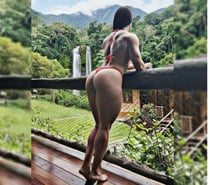 Vídeo chamada, Atleta Musculosa Sarada