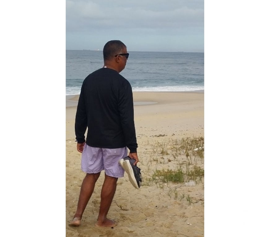 Homem procura Homem Rio de Janeiro RJ Outros Bairros Rio de Janeiro RJ - Fotos para Gostaria de conhecer homem ativo para relacionamento.