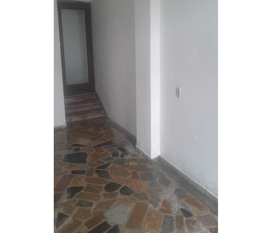Alugar apartamentos Sao Goncalo RJ - Fotos para aluga sobrado com 2 quartos e loja no boassu!