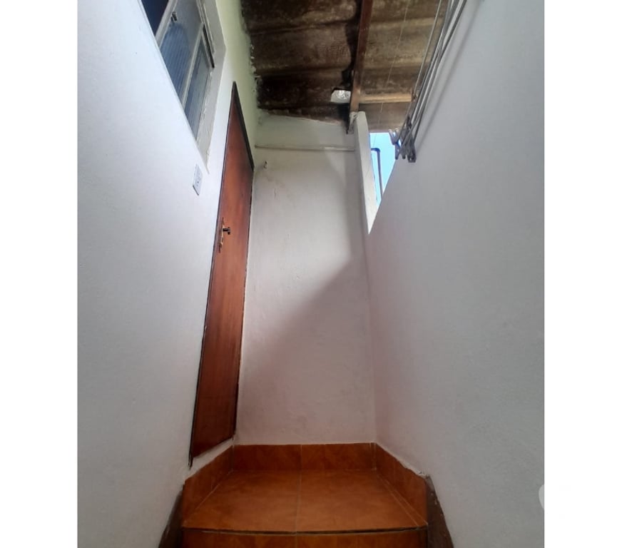 Alugar apartamentos Sao Goncalo RJ - Fotos para aluga sobrado com 2 quartos e loja no boassu!