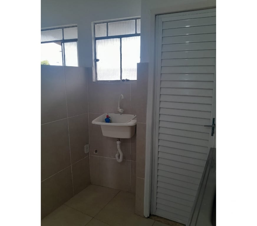 Alugar apartamentos Sao Goncalo RJ - Fotos para aluga sobrado com 2 quartos e loja no boassu!