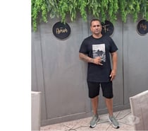 Procuro uma mulher pra viver intensamente