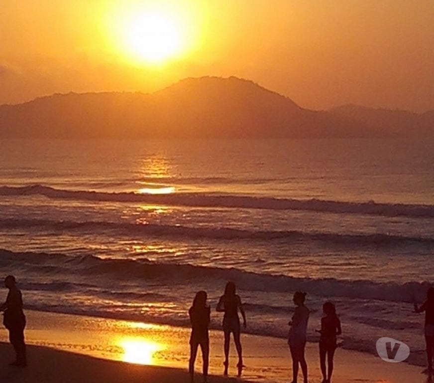 Aluguel temporada Balneario Barra do Sul SC - Fotos para Casa na Praia de Barra do Sul. Disponível por Diárias