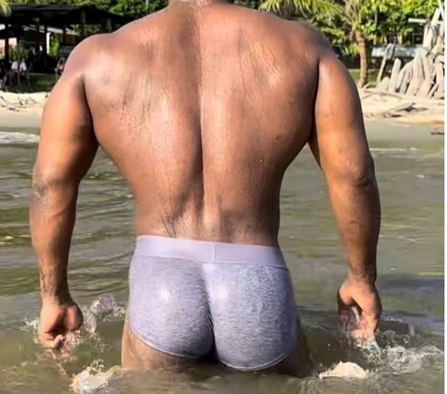 Acompanhantes masculinos Vila Velha ES - Fotos para NEGÃO MUSCULOSO ATIVO CHEIO DE TESÃO