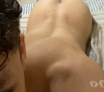 Procurando diversão com homens ativos