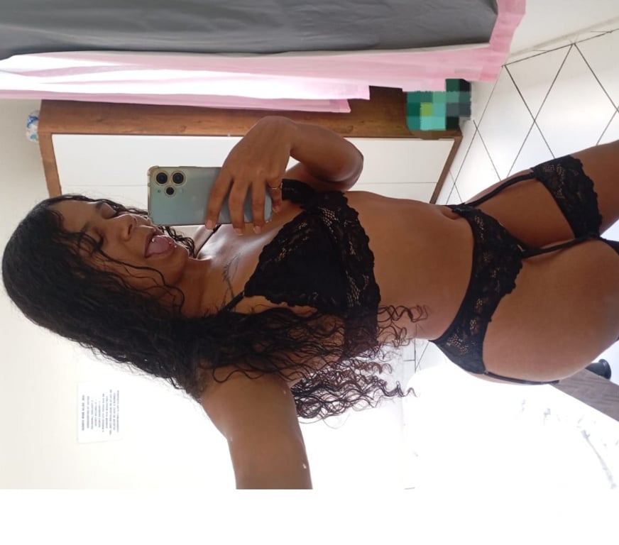 Garotas de programa Vitoria ES Camburi - Fotos para Mineirinha safada