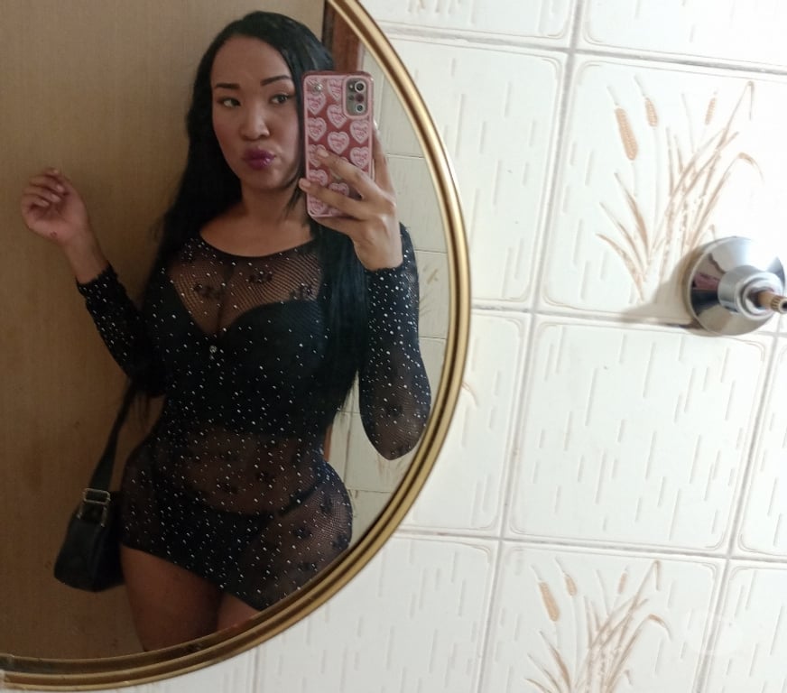 Garotas de programa Chapadao do Sul MS - Fotos para Bela mestiça tailandesa RAINHA DO ANAL Guloso