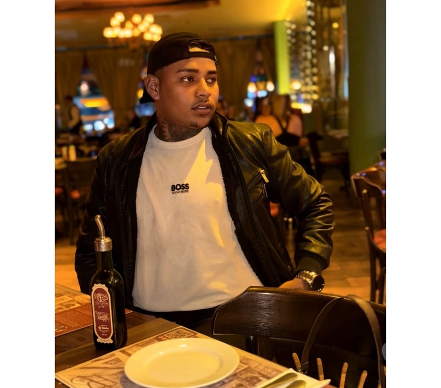 Acompanhantes masculinos Balneario Camboriu SC - Fotos para Negão ativo carioca 24 cm