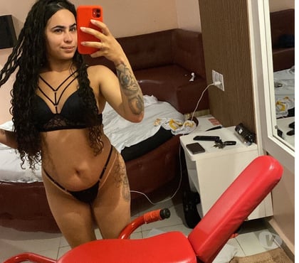 Garotas de programa - Fotos para Branquinha dos olhos verdes