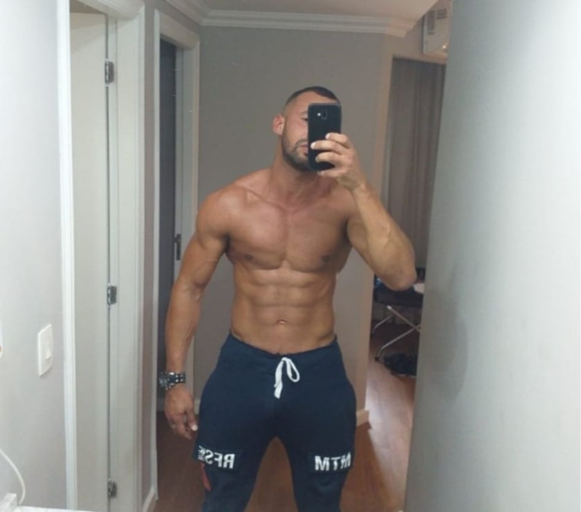 Acompanhantes masculinos Sao Paulo SP Consolação - Fotos para Thiago dotado 23 cm atendo casais héteros