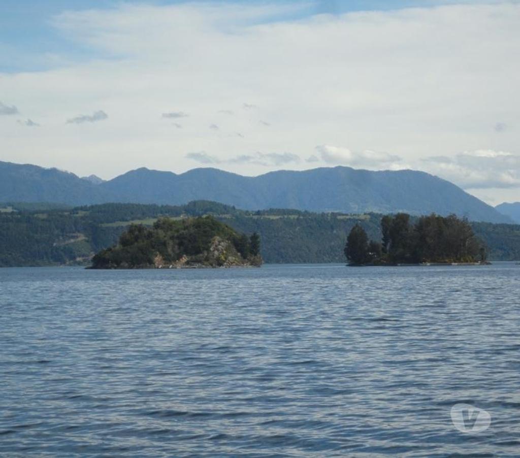 Parcelas en Venta Cautín - Fotos de Extraordinario sitio de 23.650 m2 en Licanray junto al lago