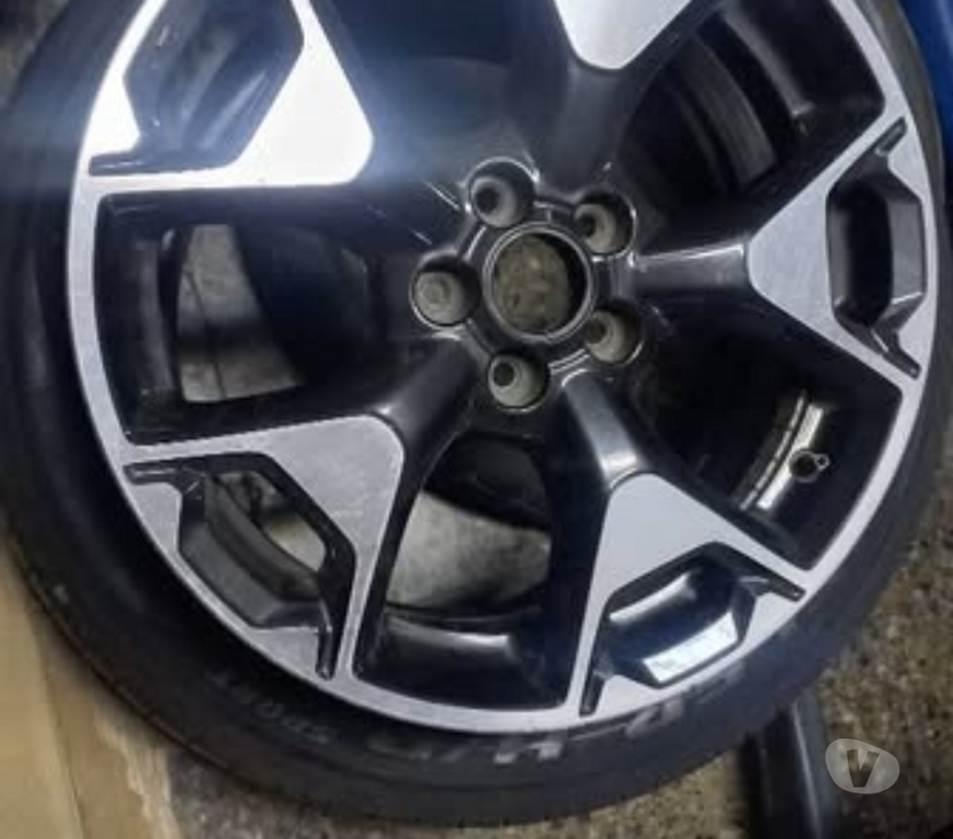 Accesorios para Autos Santiago Santiago - Fotos de Varios modelos de llantas de magnesio con neumáticos XV