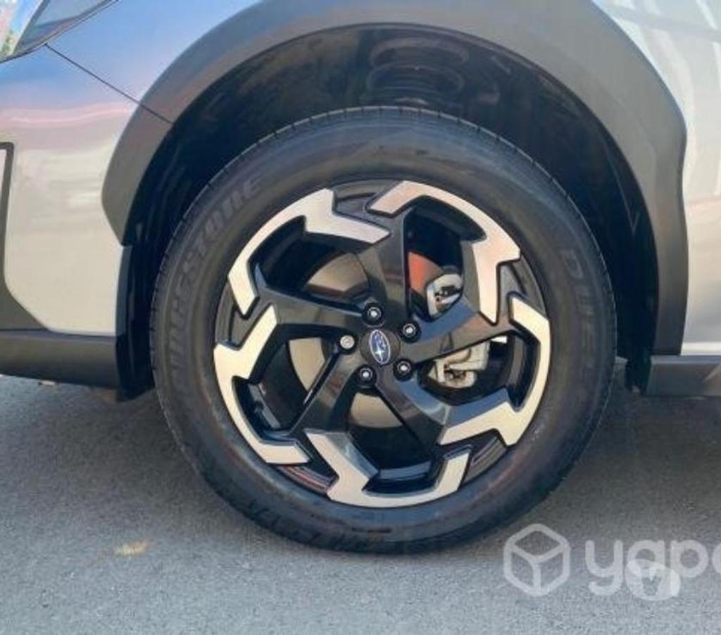 Accesorios para Autos Santiago Santiago - Fotos de 4 llantas con neumático Bridgestone 255-55-r-18 Subaru.