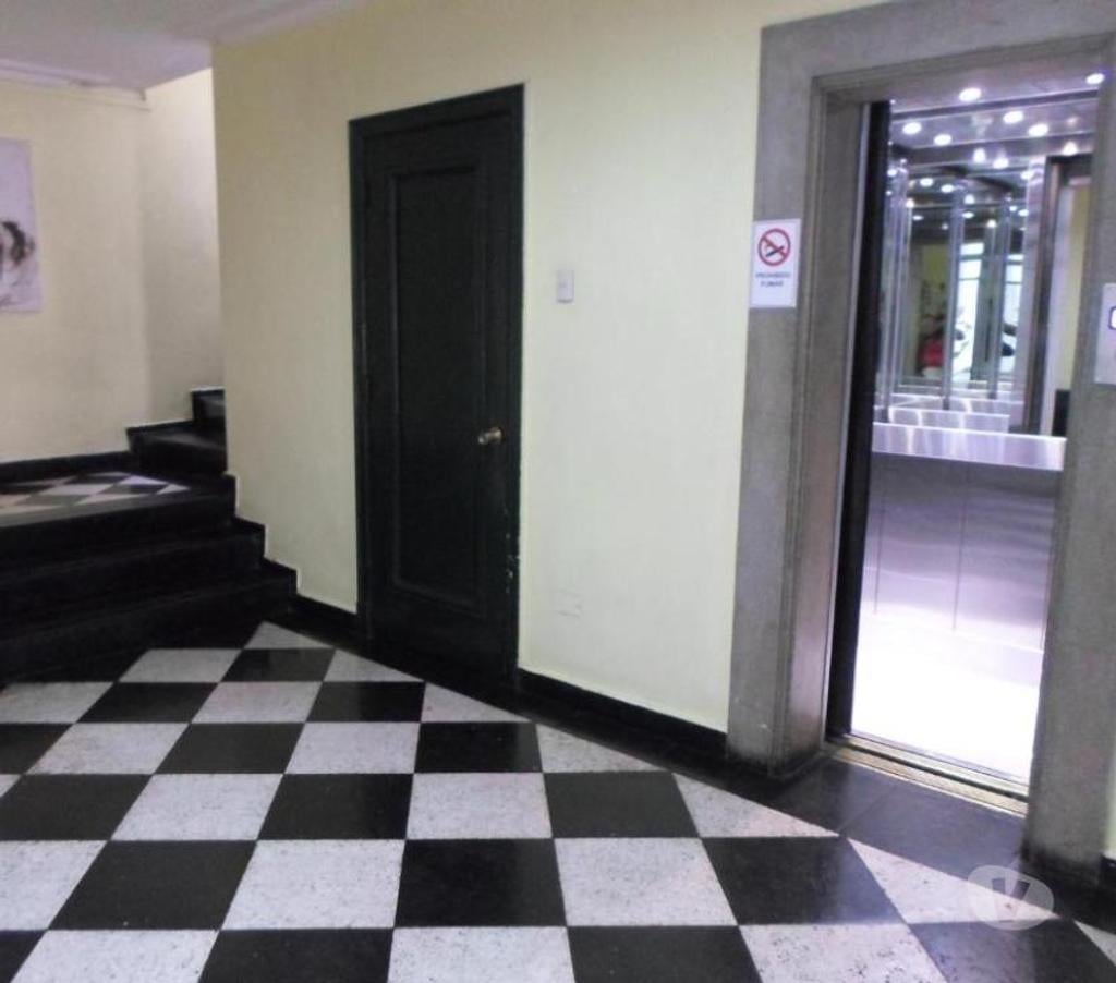 Arriendo de piezas Santiago Santiago - Fotos de pieza AZUL baño independiente