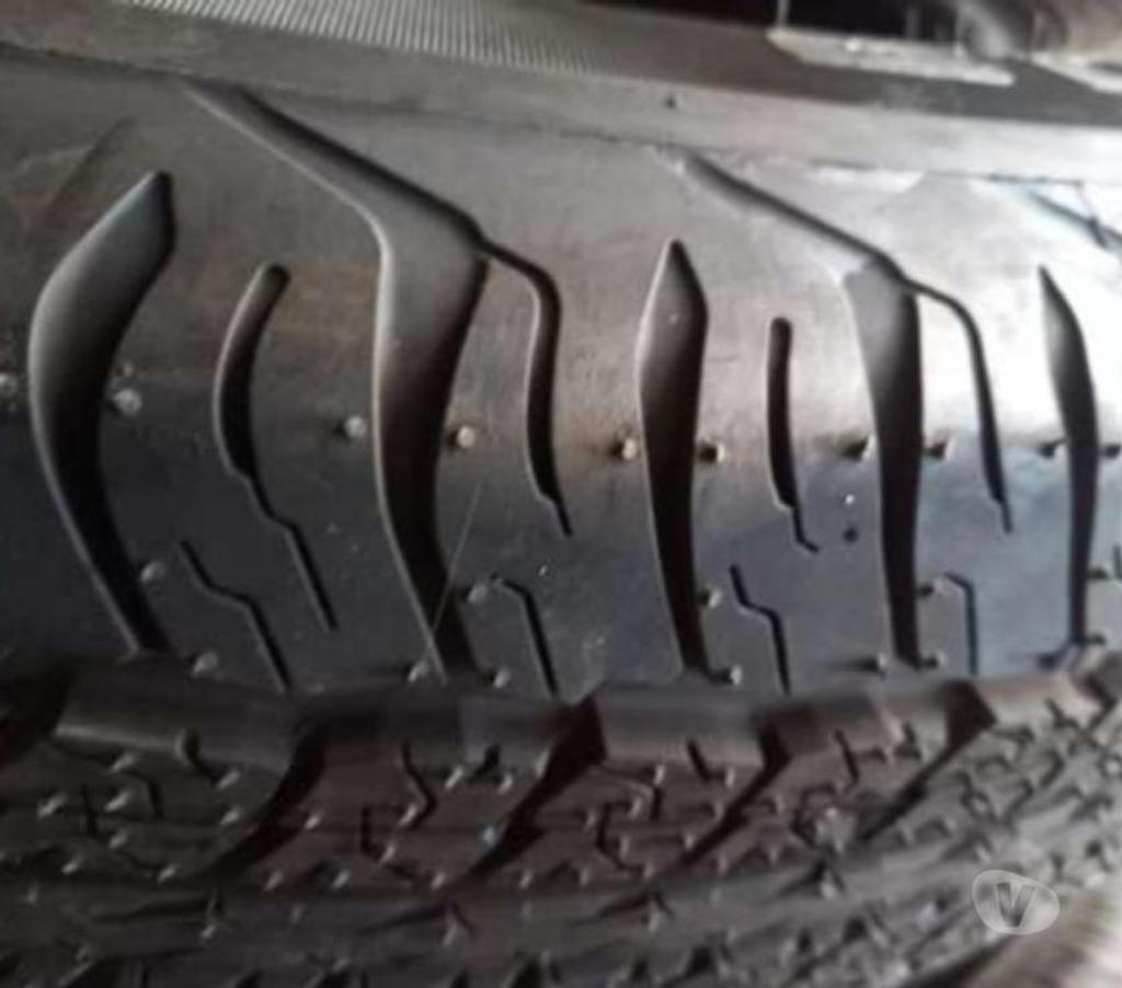 Accesorios para Autos Santiago Santiago - Fotos de 4 neumáticos nuevos Dunlop Grandtrek AT20 19580 R15 9