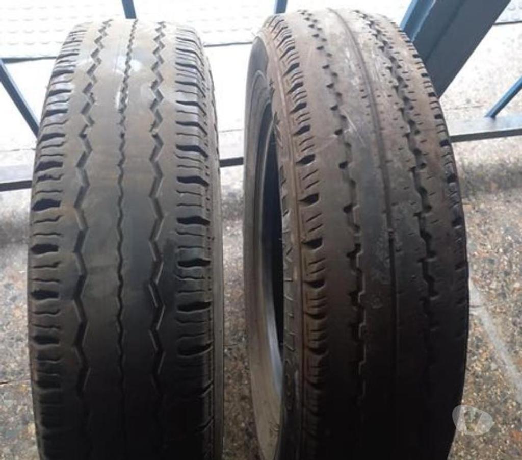 Repuestos para Casas Rodantes Santiago Santiago - Fotos de 2 neumáticos Hankook y kumho mismos dibujo 145-R13