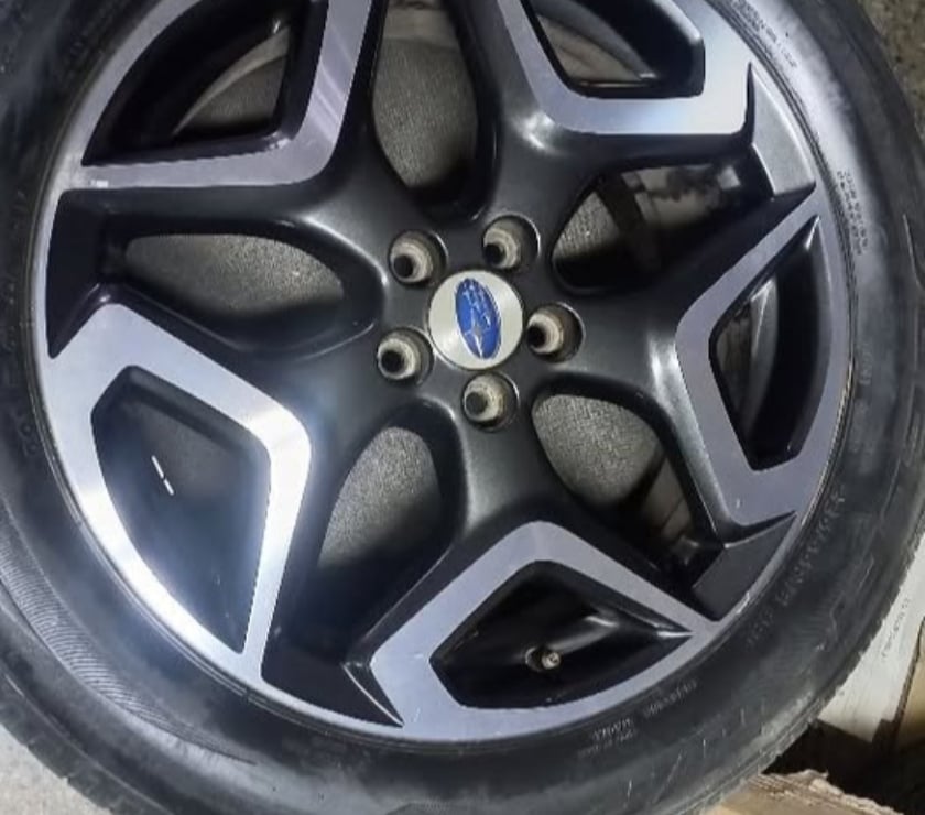 Accesorios para Autos Santiago Santiago - Fotos de Varios modelos de Llantas de magnesio Linea Subaru XV otros.