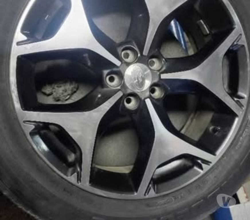 Accesorios para Autos Santiago Santiago - Fotos de Varios modelos de Llantas de magnesio Linea Subaru XV otros.