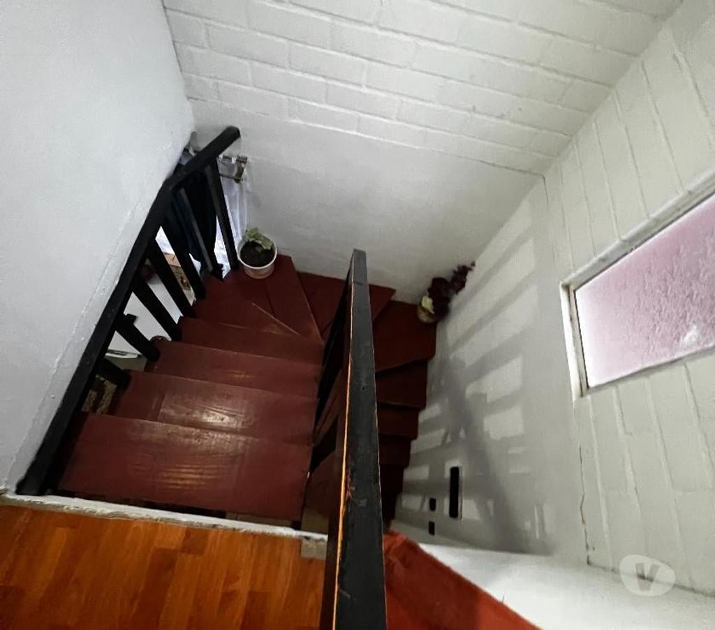Bienes Raices Santiago Cerro Navia - Fotos de SE VENDE CASA ESQUINA CON BUENA UBICACIÓN , AMPLIA Y COMODA