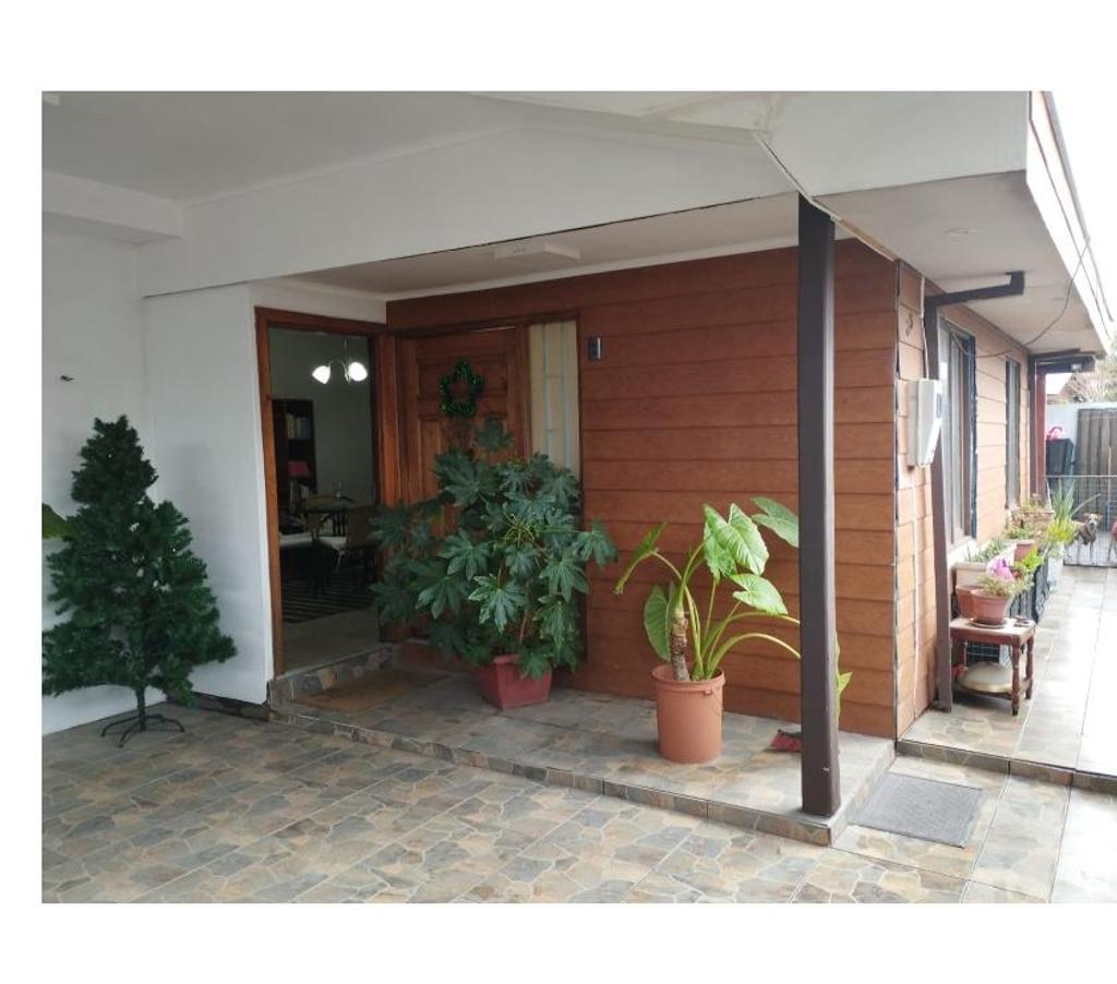 Bienes Raices Ñuble Chillán - Fotos de EN VENTA ACOGEDORA CASA A PASOS DE UNIVERSIDAD DEL BIO BIO