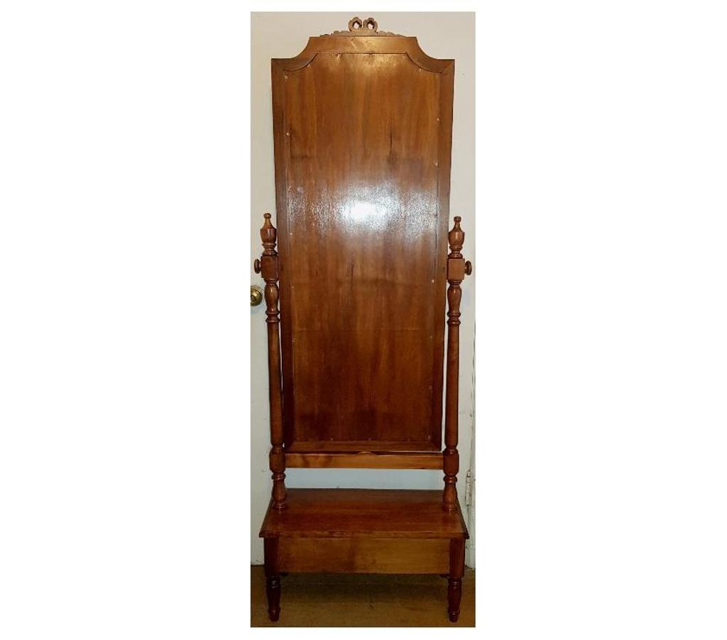 Muebles Santiago Quinta Normal - Fotos de Espejo de pie batiente estilo Luis XVI desmontable de Rauli