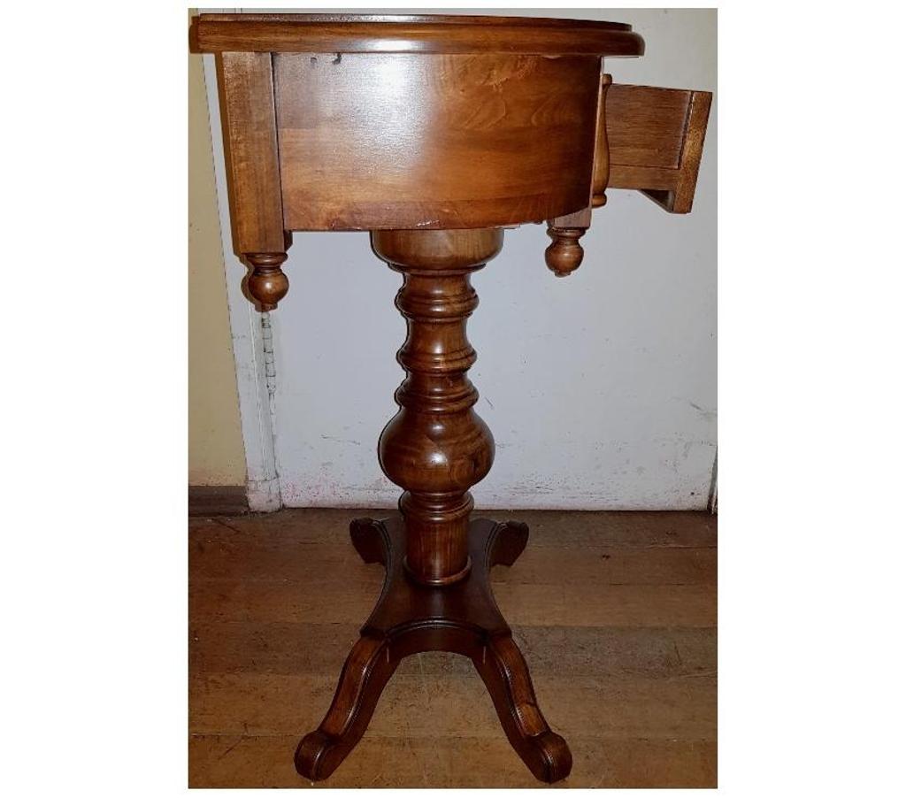 Muebles Santiago Quinta Normal - Fotos de Arrimo Auxiliar ovalado con cajon y marqueteria de Rauli