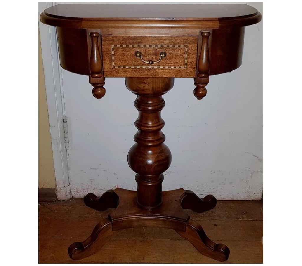 Muebles Santiago Quinta Normal - Fotos de Arrimo Auxiliar ovalado con cajon y marqueteria de Rauli