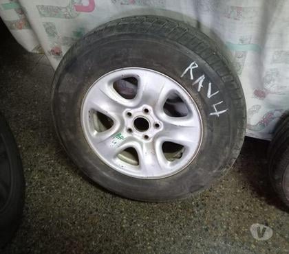 Servicios para Autos Santiago Santiago - Fotos de 1 Llanta con neumático 225- 70-R16 bridgestone impecable,