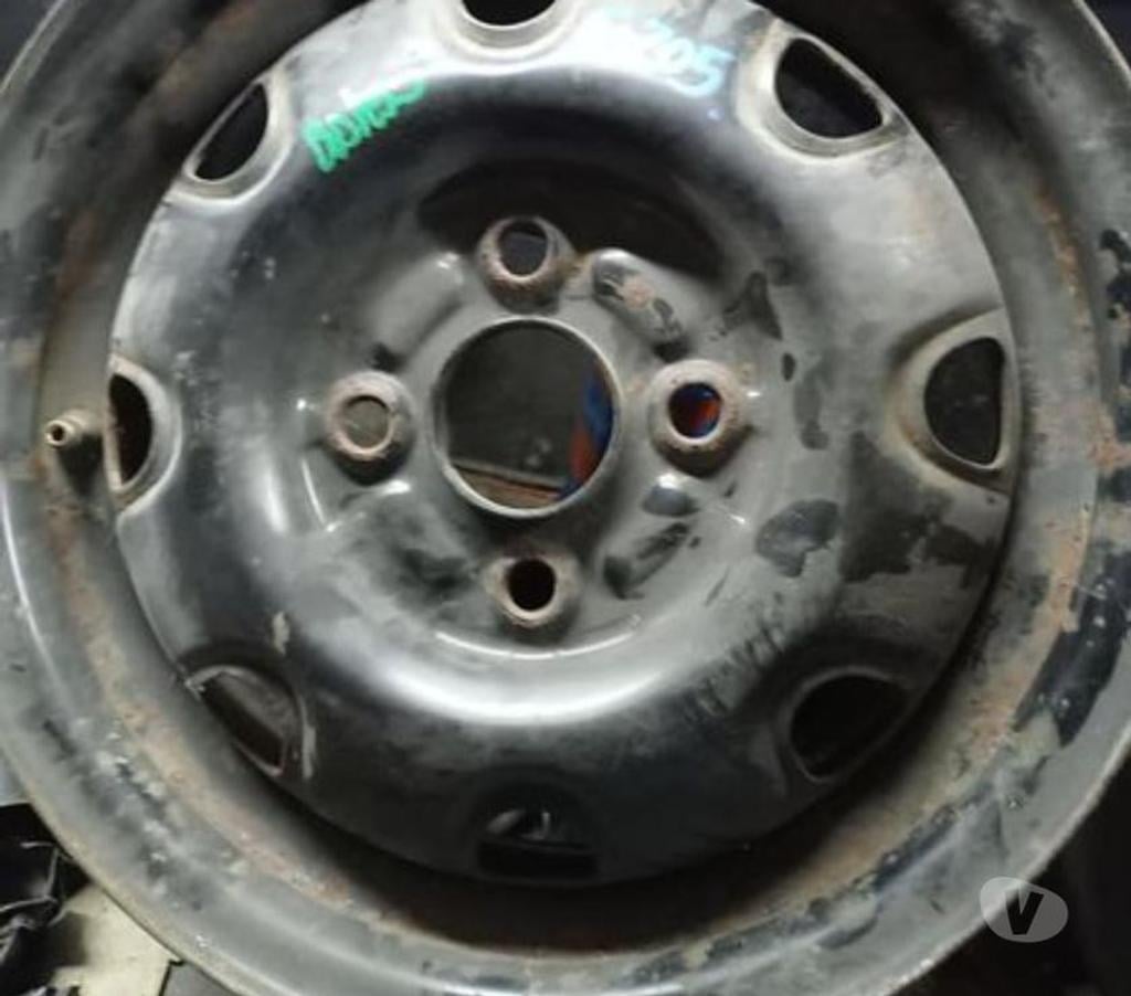 Accesorios para Autos Santiago Santiago - Fotos de 1 llanta Suzuki baleno impecable llegar y instalar.