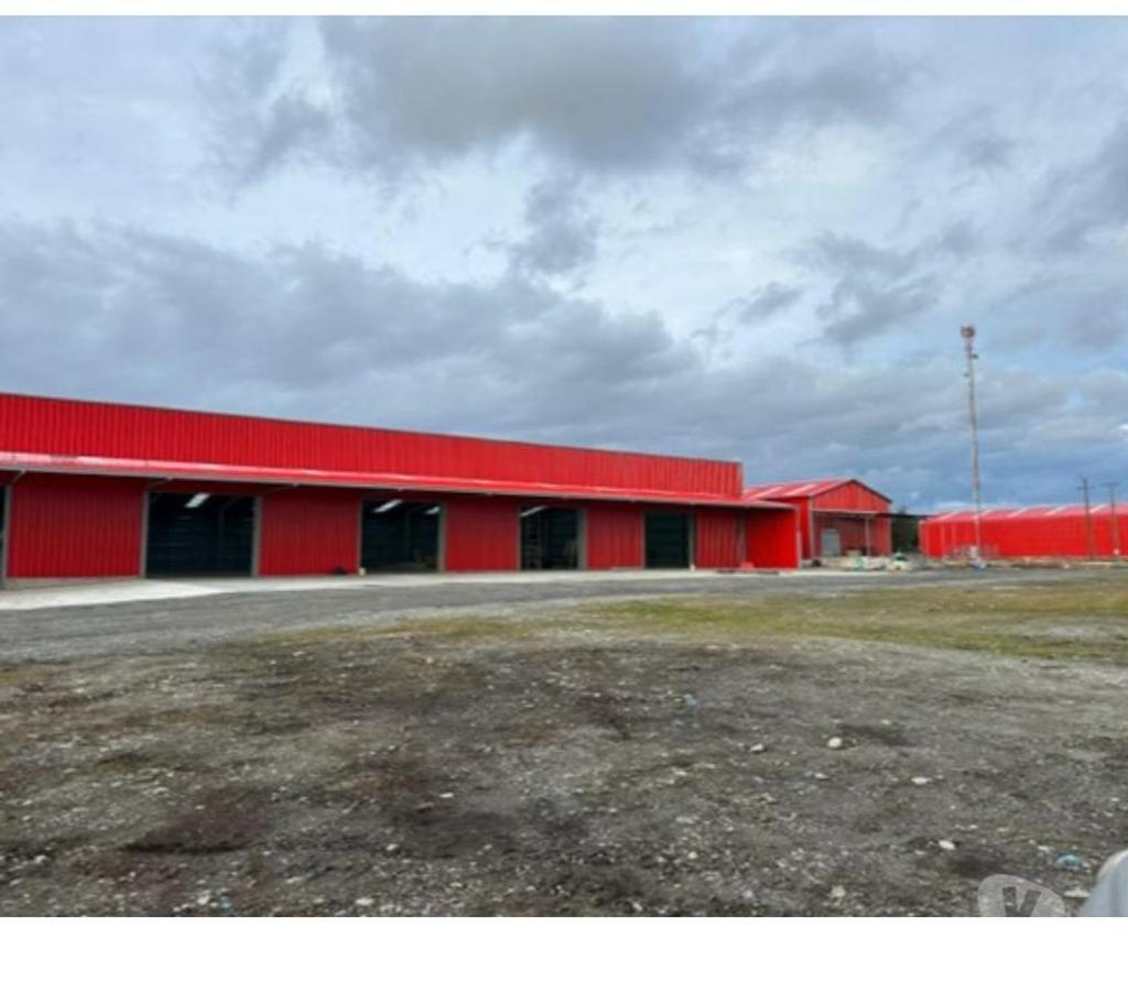 Arriendo bodegas Llanquihue Puerto Varas - Fotos de Bodegas en arriendo Ruta 5 Sur Arriendo es de 0.2 UF x m2