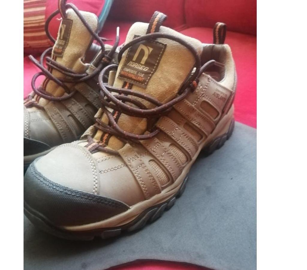 Ropa - Accesorios Santiago Pudahuel - Fotos de Zapato Seguridad Nuevo T42