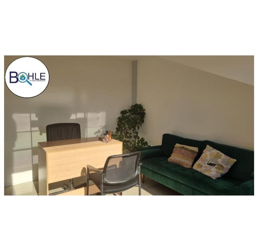 Arriendo oficinas Llanquihue Puerto Varas - Fotos de ARRIENDO - Oficina 25m2 en Centro de Puerto Varas
