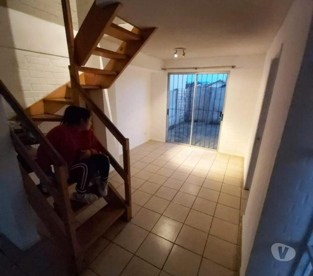 Bienes Raices Valparaíso Quilpué - Fotos de Casa sólida 2 pisos Cruz de Lorena Qulpué
