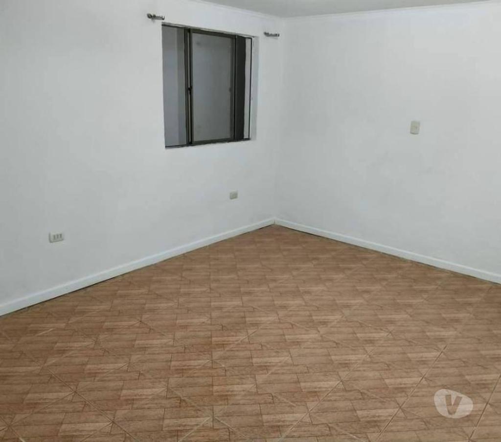 Bienes Raices Quillota La Calera - Fotos de Casa con local comercial La Calera