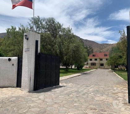 Inmobiliaria Putaendo San Felipe de Aconcagua - Fotos de EXCELENTE CASA 500 11000M2 2PISCINAS $ 280 MILLONES PUTAENDO