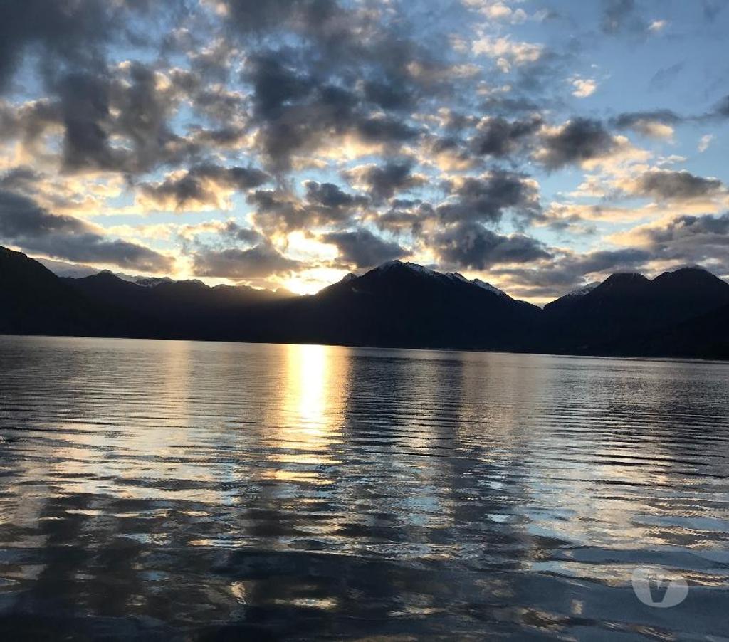 Venta de Haciendas Osorno Puyehue - Fotos de 17 hectáreas con borde de Lago Rupanco.