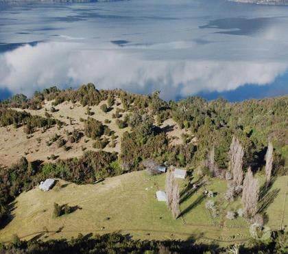 Haciendas en Venta Puyehue Osorno - Fotos de 17 hectáreas con borde de Lago Rupanco.