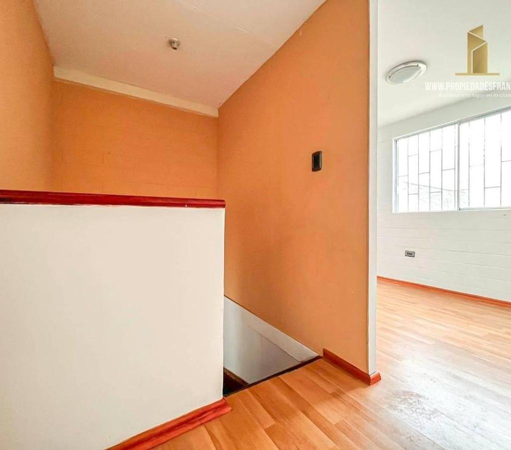 Bienes Raices Valparaíso Quilpué - Fotos de LOS PINOS VENTA CASA 2D 1B EXCELENTE UBICACION QUILPUE