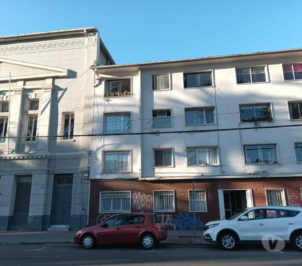Bienes Raices Valparaíso Valparaíso - Fotos de 1er piso Av. Brasil Barrio Universitario Valpo.
