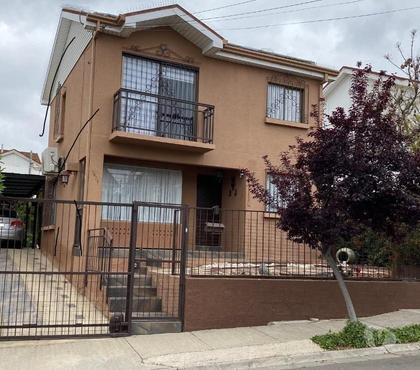 Inmuebles en venta Quilpué Valparaíso - Fotos de VENDO CASA 2 PISOS CERCA TRONCAL SUR QUILPUE