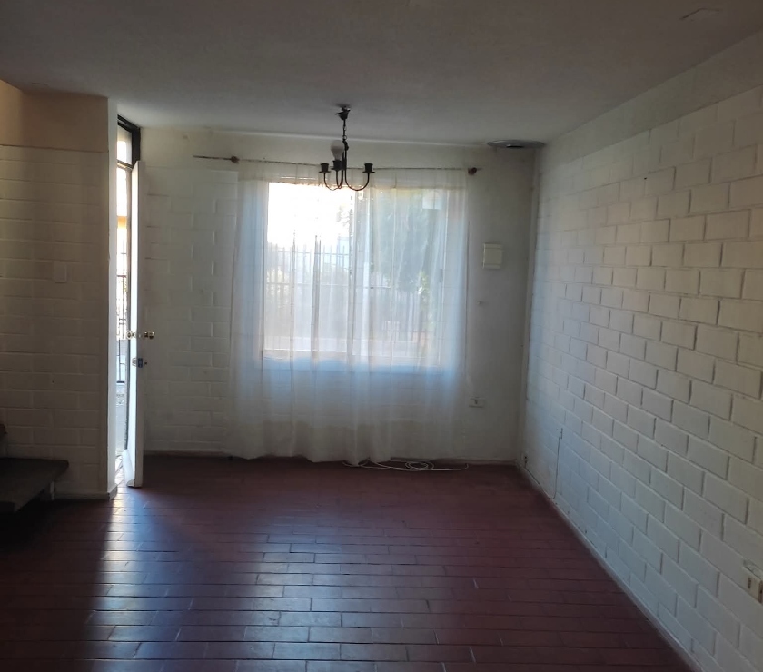 Bienes Raices Concepción San Pedro de la Paz - Fotos de SE VENDE EXCELENTE CASA VILLA LOS ESCRITORES.