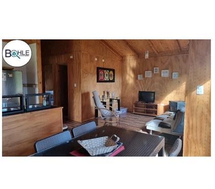 Arriendo departamento amoblado Puerto Varas Llanquihue - Fotos de 2 CASAS CON VISTA, ACCESO Y ORILLA DE LAGO, PTO VARAS