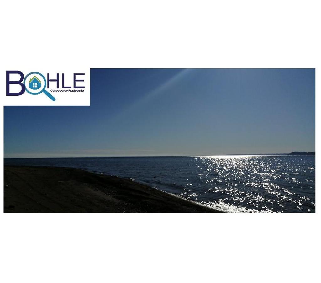 Parcelas en Venta Llanquihue Puerto Varas - Fotos de Parcela de 5000m2 a Orilla de Lago Llanquihue, en Ensenada