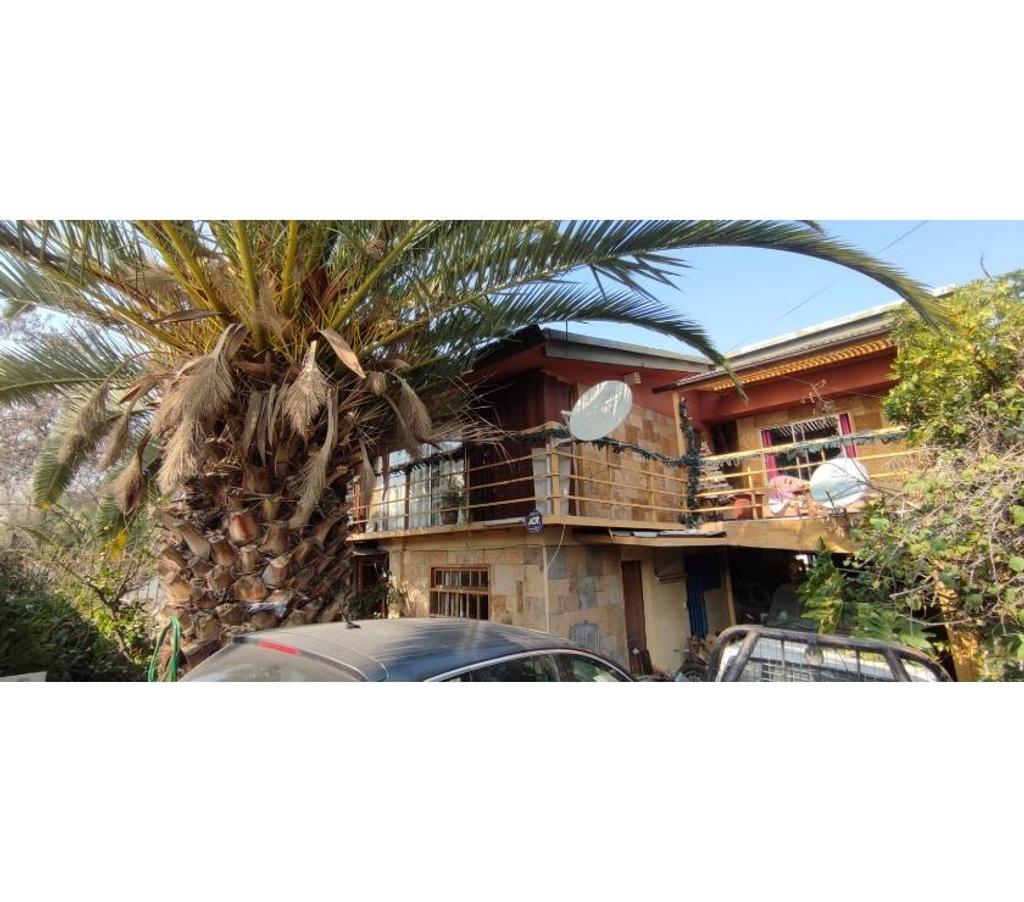 Bienes Raices Santiago La Florida - Fotos de Amplia casa a solo pasos del metro en La Florida