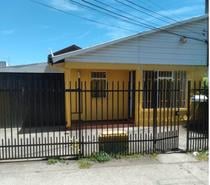 Fotos de Quilamapu: se vende casa a metros de complejo deportivo.-