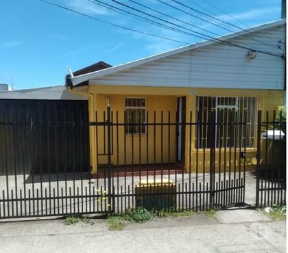 Inmuebles en venta Chillán Ñuble - Fotos de Quilamapu: se vende casa a metros de complejo deportivo.-