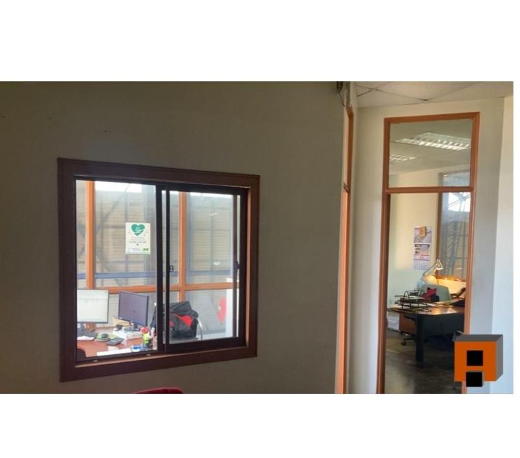 Arriendo bodegas Concepción Concepción - Fotos de GRAN E IMPECABLE GALPÓN CENTRAL