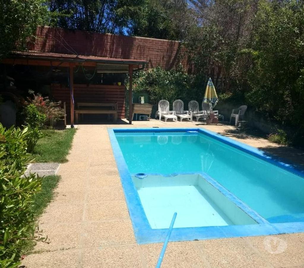 Bienes Raices San Antonio Algarrobo - Fotos de Vendo casa con piscina en Algarrobo