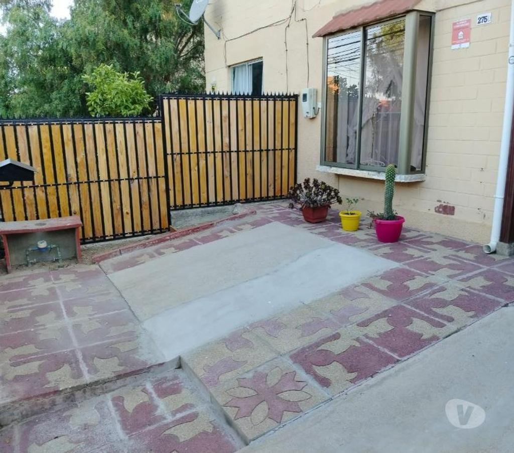 Bienes Raices Valparaíso Quilpué - Fotos de Amplia 3 pisos Los Pinos Quilpué